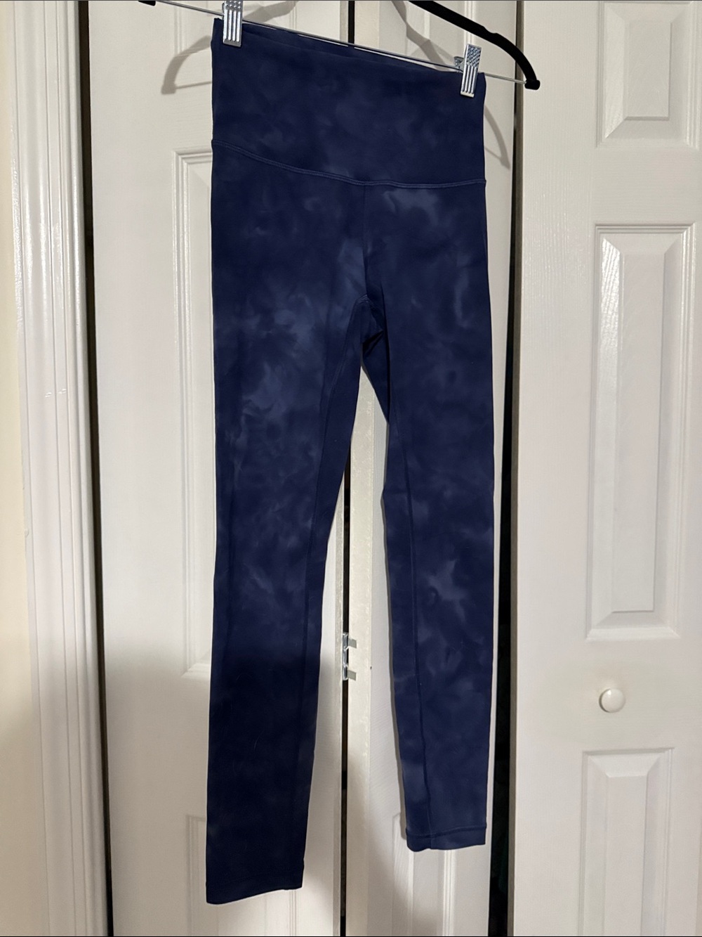 High-Waist women’s Navy Tie-Dye Leggings